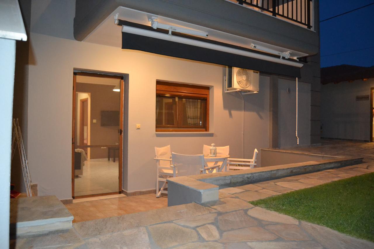 Grey House Apartments Nikiti  Exterior foto